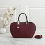 Coach Legacy (or Hamptons) Leather Bag - Image 5