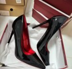 Black Pointed-Toe Signature Pumps
