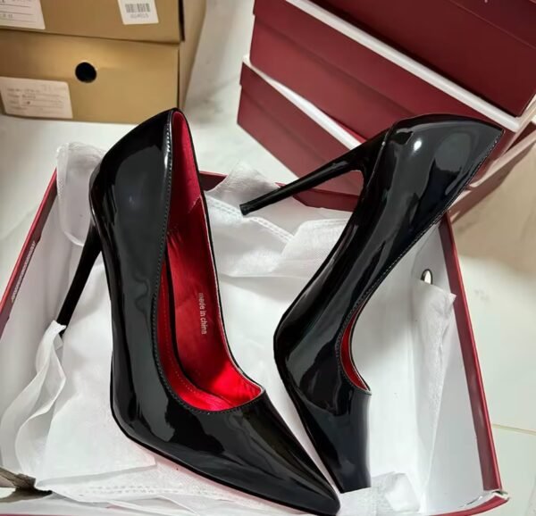 Black Pointed-Toe Signature Pumps