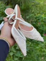 Lace Pointed-Toe Shoes - Image 4